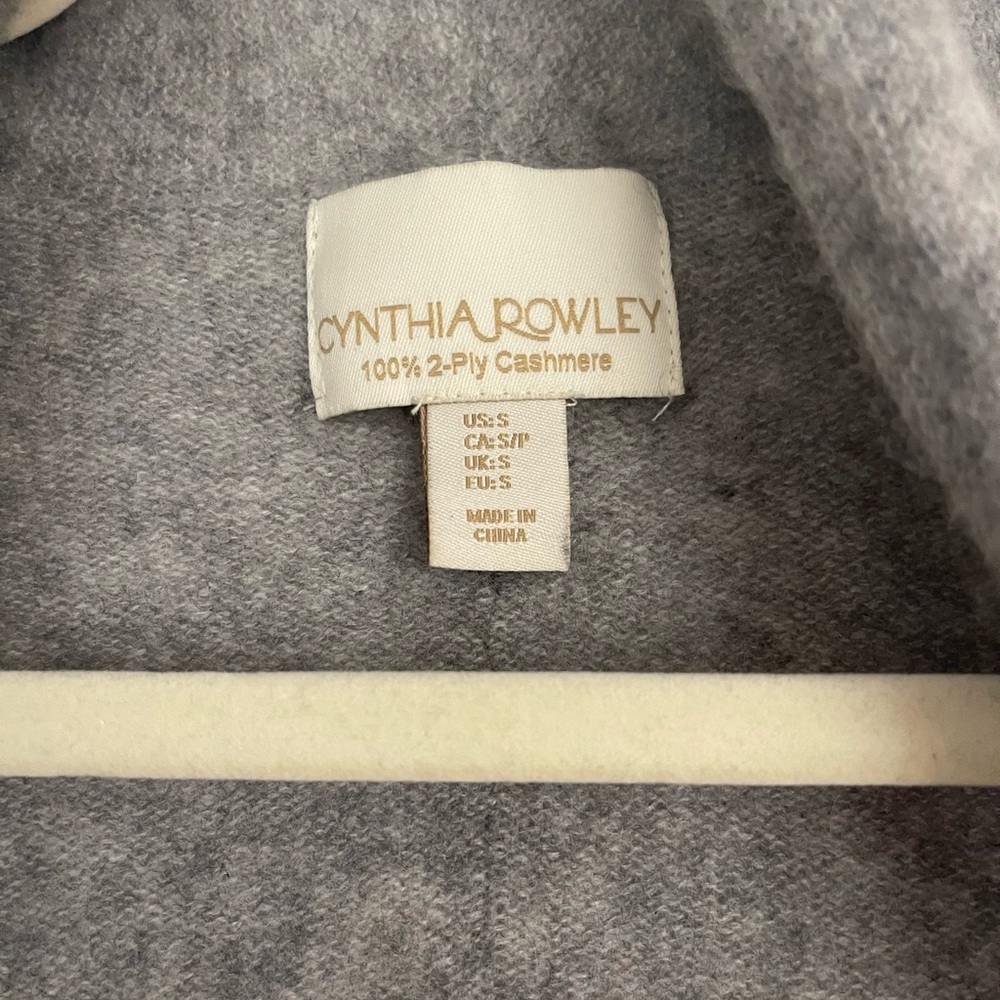 Cashmere Sweater - Picture 3 of 5